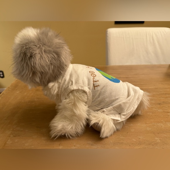Tree Hugger doggie T shirt - Picture 3 of 3